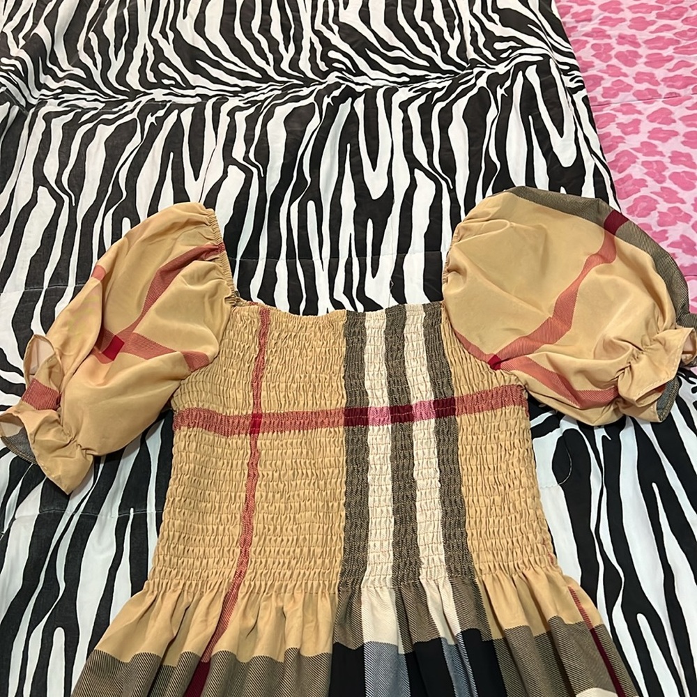 Fashion dress - Picture 2 of 2